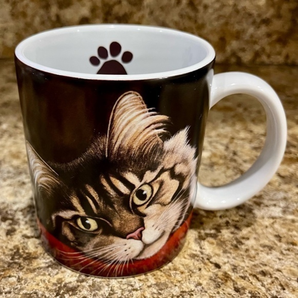 2004 Lang & Wise Long Hair Brown Tabby Cat-Themed Ceramic Mug Mocha Dominguez